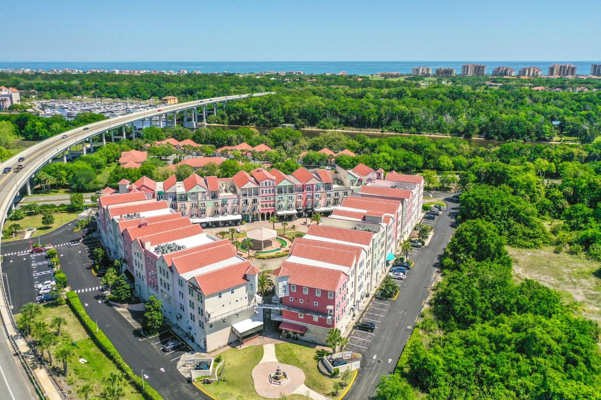 Cozy Queen Suite In European Village With Balcony View Near Beaches Palm Coast Exterior foto